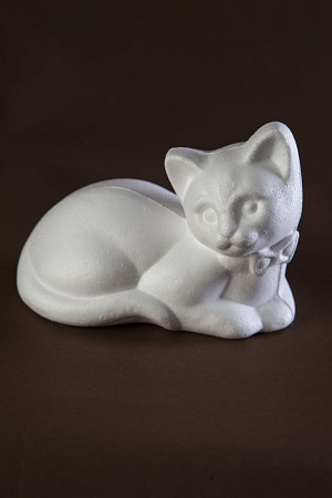 Фигурка из пенопласта "Кошка"